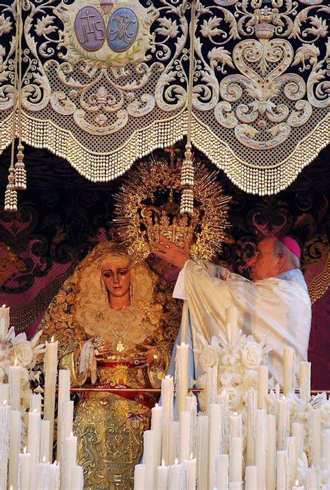 List of canonically crowned images .